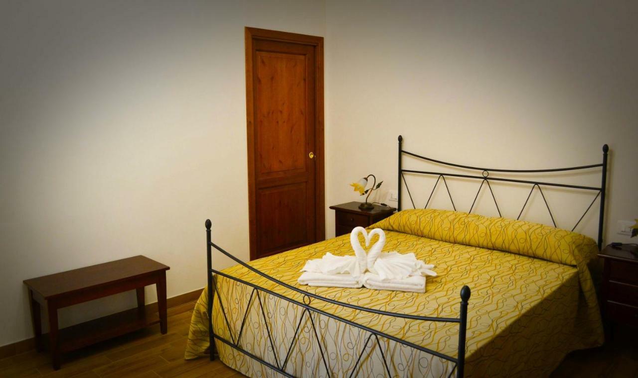 B&B Castiglione 쿠스토나치 외부 사진