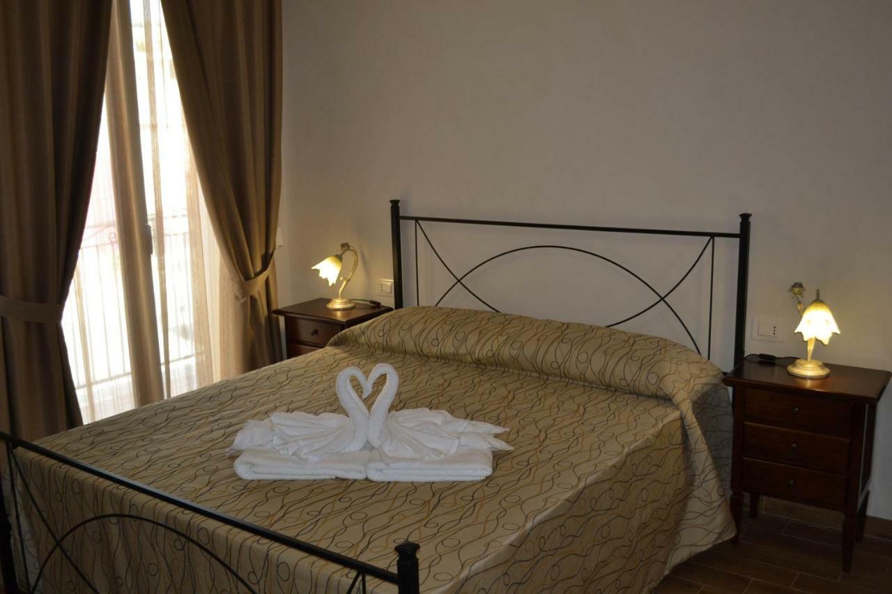 B&B Castiglione 쿠스토나치 외부 사진